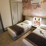 Hotel Ida 3*