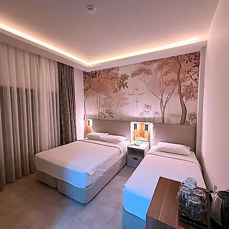 Ida Hotel