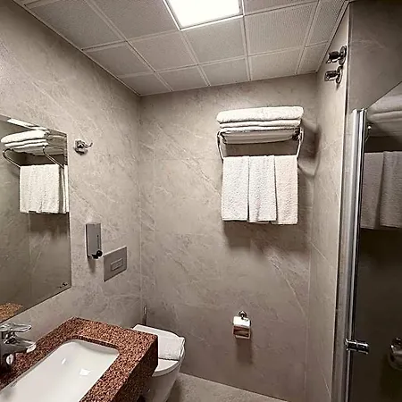 Ida Hotel 3*
